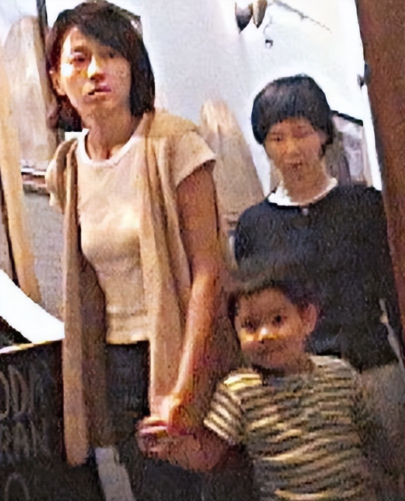 歌王谭咏麟：将上亿资产全部留给妻子，只为让私生子认祖归宗