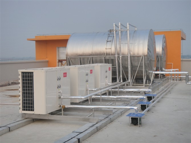 空气能热泵能够根据自身需求在末端连接地暖,暖气片,风机盘等取暖设备