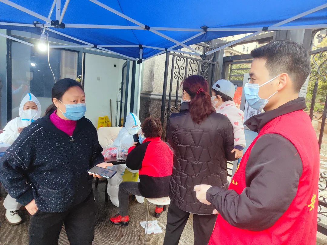 抗疫有我 使命在肩——湖南通程律师事务所志愿者全力支援抗疫一线