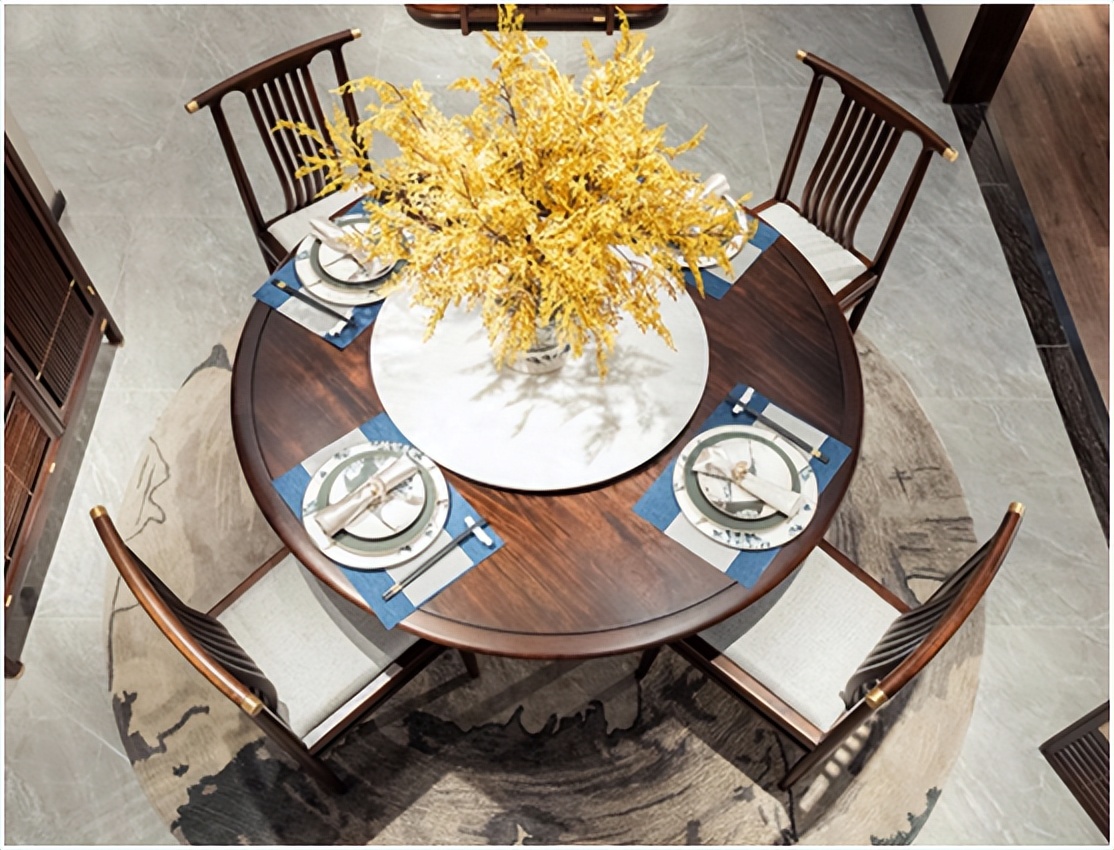 新中式实木餐桌椅，让三餐朴实而温暖，拥抱自然爱上实木日常