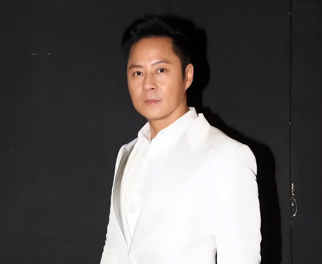 90年代当红组合草蜢,被时代抛弃时,连一声招呼都没有打