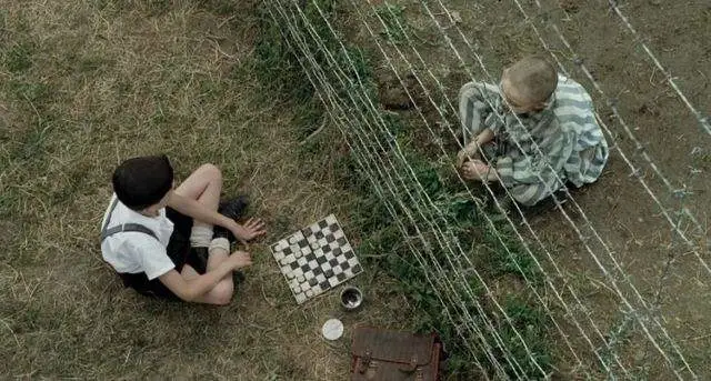魔掌下的流亡:豆瓣8.6,真实事件改编!堪称神作