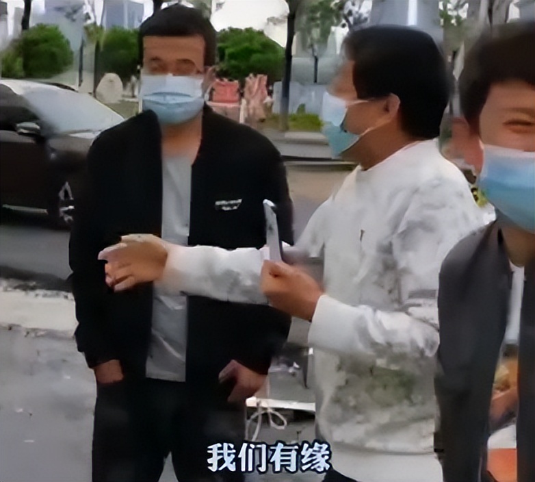 上海发布复工复产疫情防控指引【三分钟法治新闻全知道】