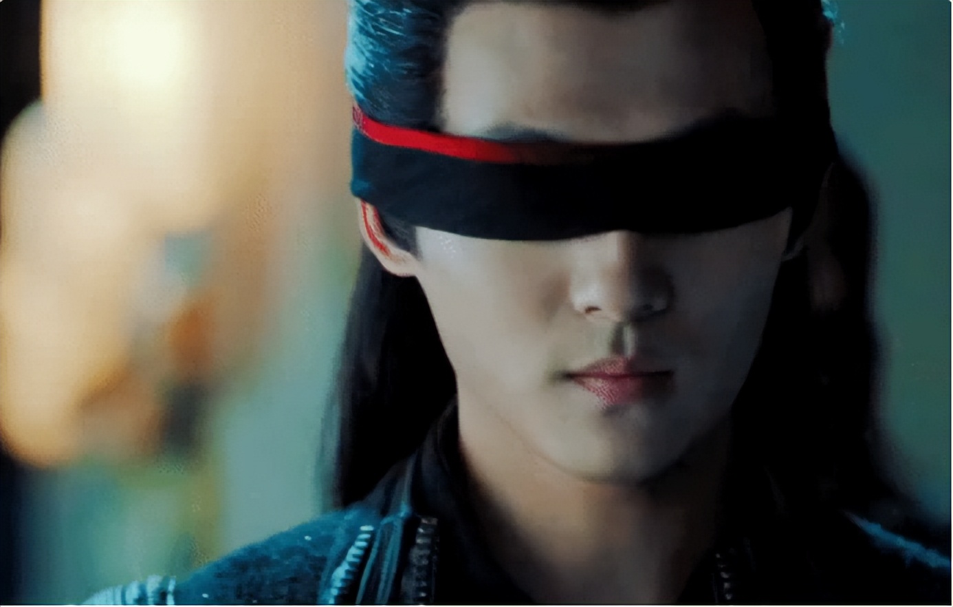 同样是演白面书生，把张国荣、任泉和佟梦实放在一起差距就出来了