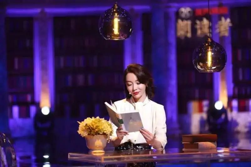 一个人为什么越过越穷？《道德经》：女人的好运，全是自己赚的