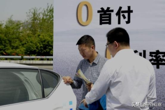 为什么4S店宁可不收利息，也要劝你贷款买车，有什么“猫腻”？