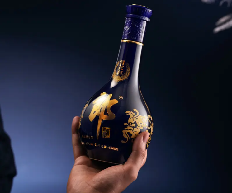 说到的高档酒,飞天茅台,五粮液,国窖1573这些酒都很不错,但是高端酒