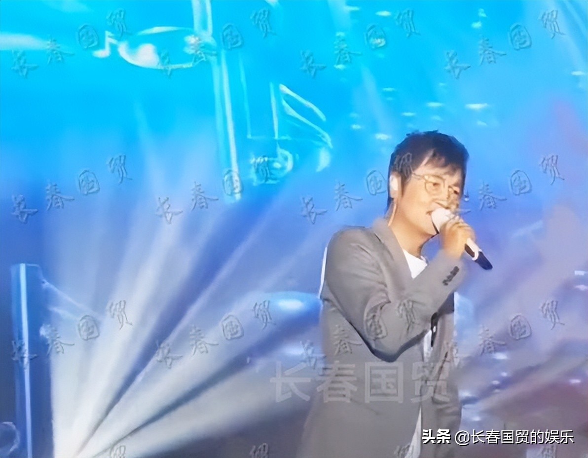 孙楠瘦了？无修演出现场照曝光，真实状态与昔日判若两人