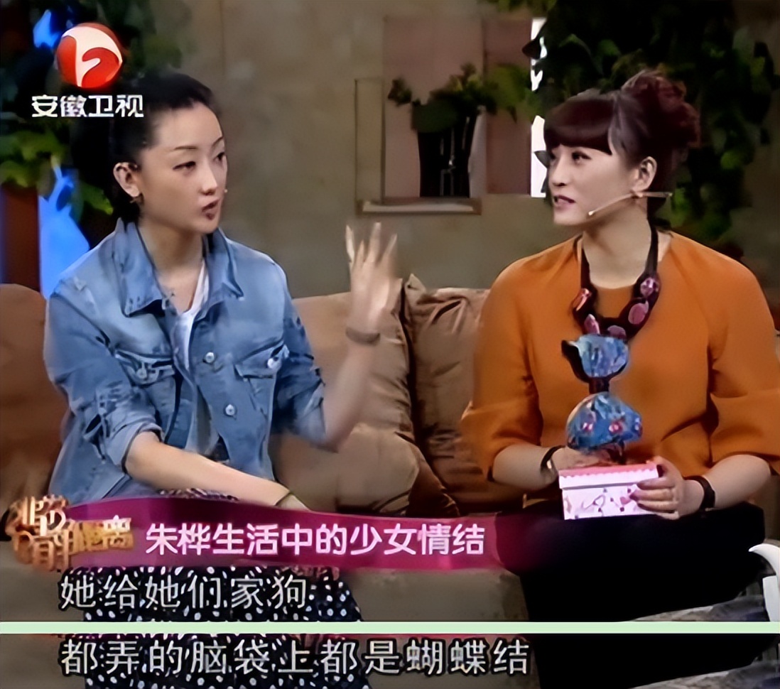 著名歌手朱桦：曾婉拒费翔的追求，照顾患病母亲，如今仍旧单身