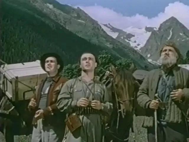 世界电影（0132）苏联电影《水银湖上的魔影》（1956）剧照欣赏