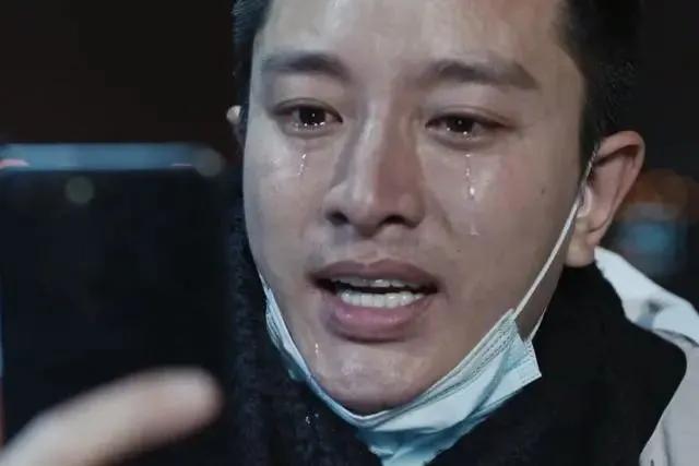 攀岩20年，贾乃亮撕裂旧伤本色出演《相逢时节》