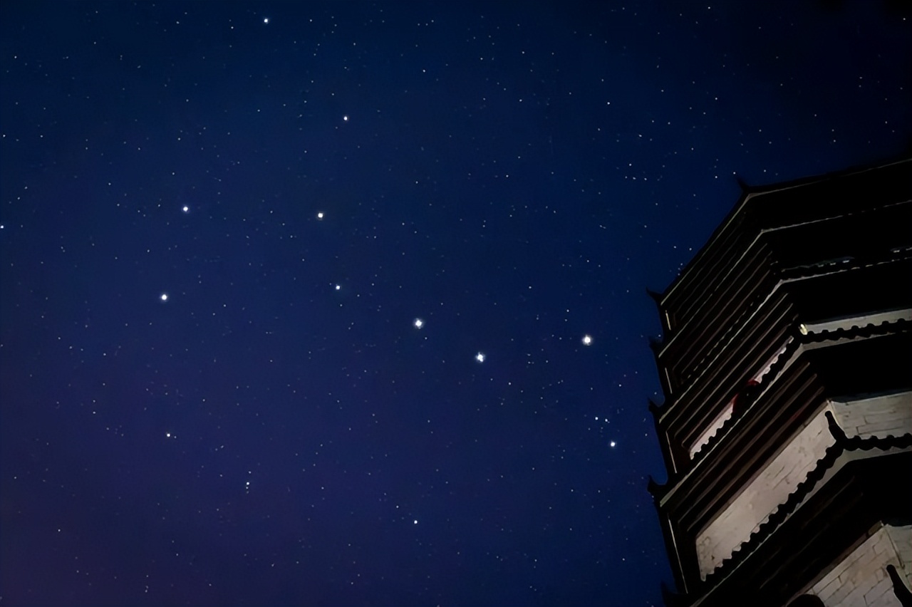 北斗七星究竟都是什么星？為什么它們能指示地球上的季節(jié)？