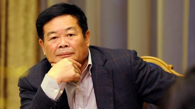 捐款160亿，硬刚美国不惧制裁，“玻璃大王”曹德旺到底有多厉害
