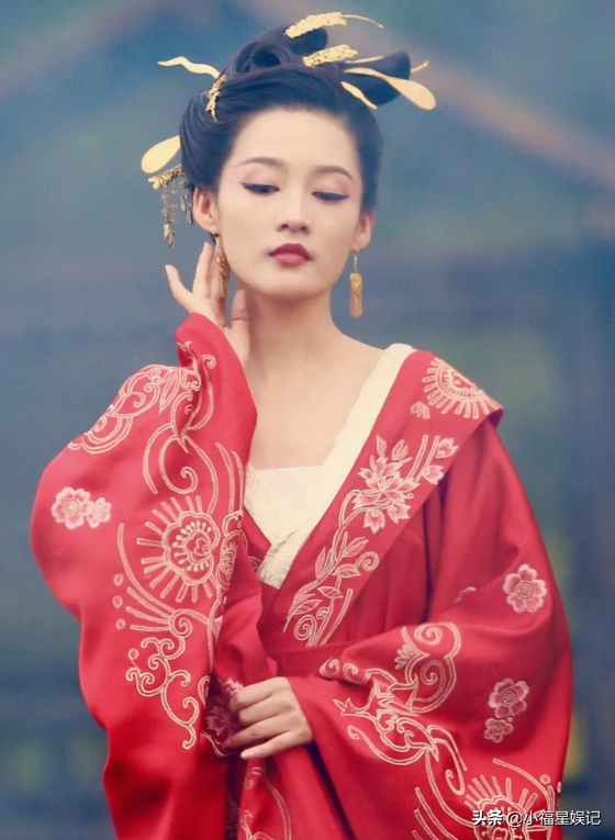 同样演“红装女神”,把刘亦菲景甜和王祖贤朱茵对比看,谁更胜一筹