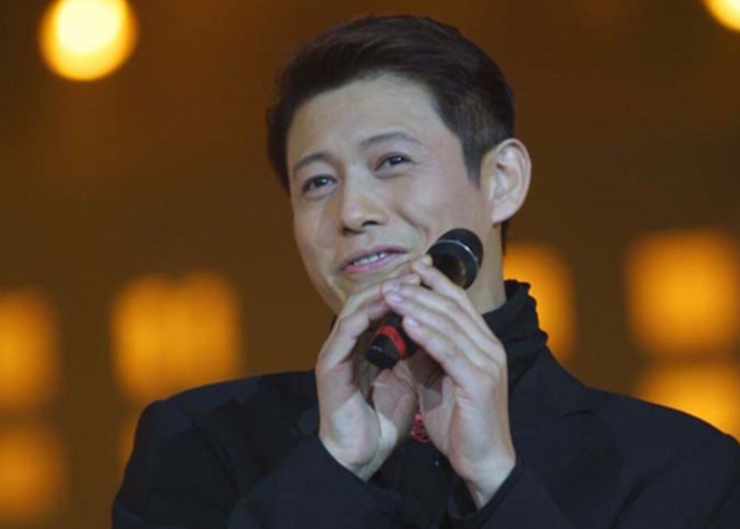 "央视一哥"程前:生父在眼前14年从不知晓,去世后才喊第一声爸