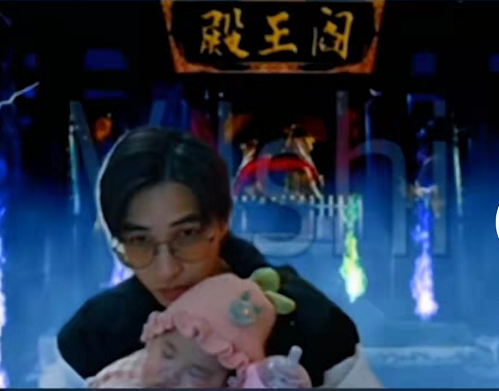 大学生上网课背景图走红，电视剧名场面很吸睛，学生难以无心上课