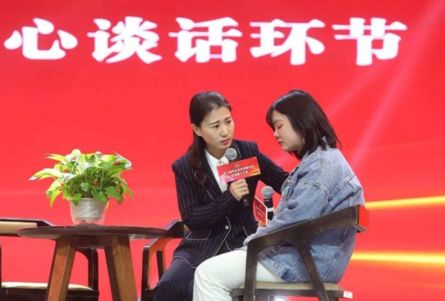 大学老师的要求（一211高校招聘专职辅导员）