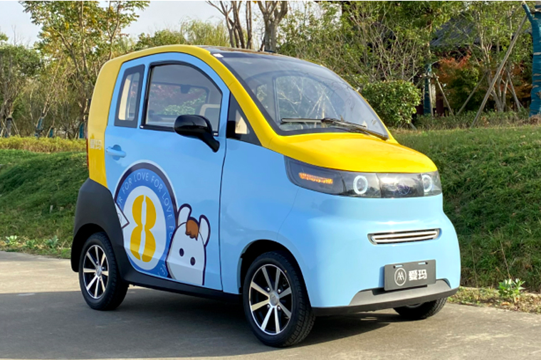 2款四轮电动篷车,空间舒适,能代步,接娃,适合60~75岁老年人