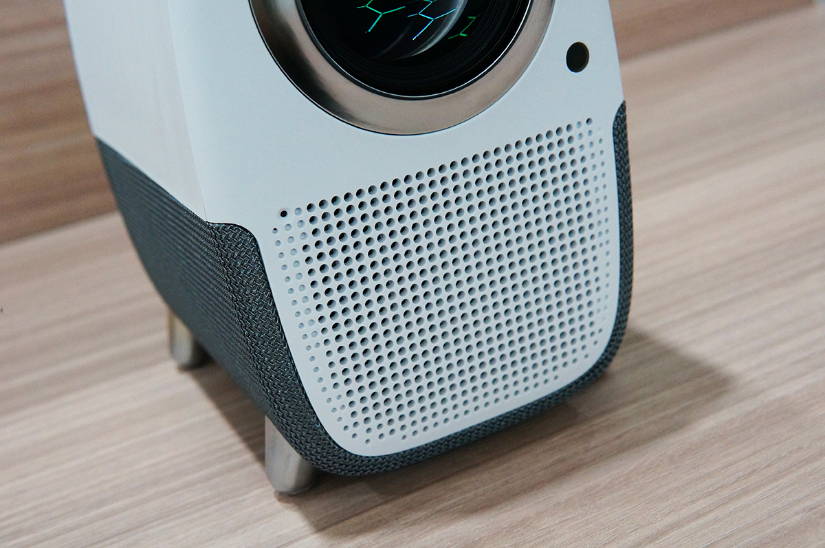 強(qiáng)，不止一面！泰捷WEBOX T1S投影儀評測