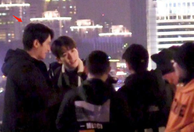 身高超185的10位男星，个个“鹤立鸡群”，不用自欺欺人谎报身高