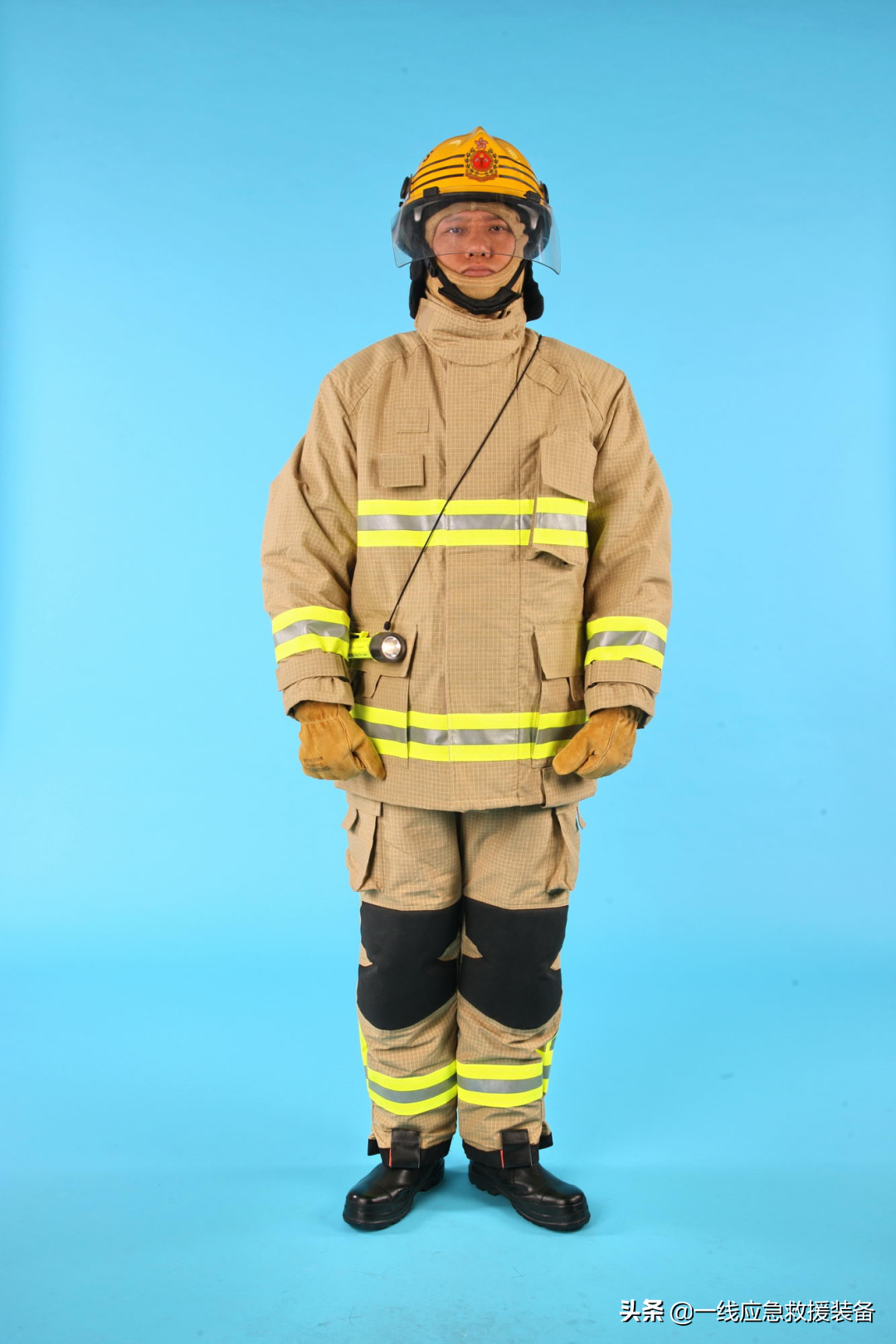 pbi matrix构筑物灭火防护服,俗称"黄金战衣",是消防人员个人防护装备