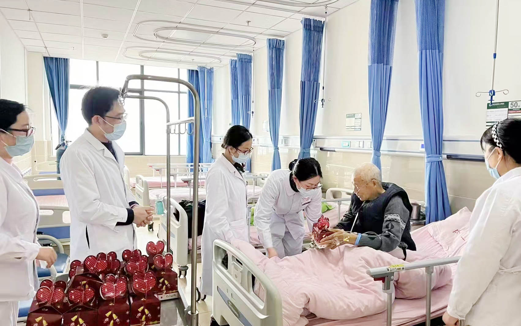 生命相托时，他们用“敬业福”换来郫都区域百姓的“平安福”