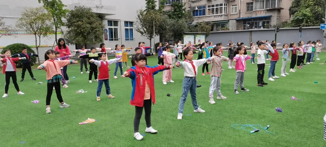 西航港小学丨课题立项传喜讯，科研引领促发展