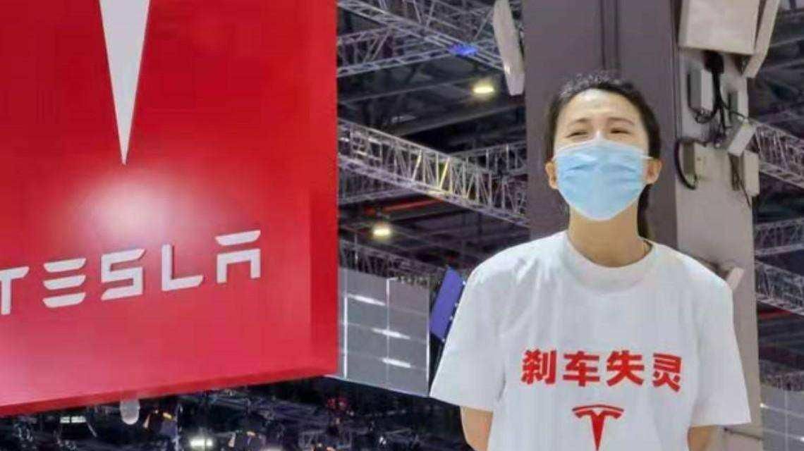 车评网：汽车行业2021年9大新闻图片，威马EX5连续自燃仅排第4