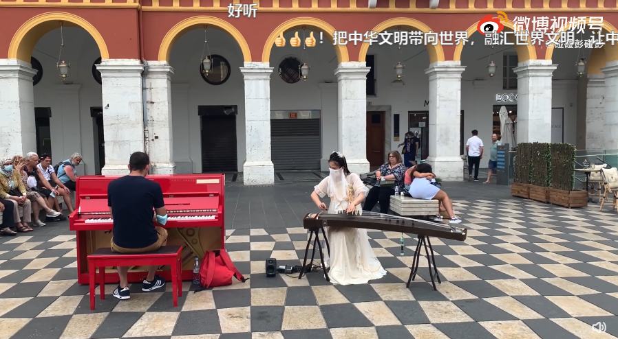 Dior抄袭中国马面裙设计，留学生们发起抗议，要求停止文化挪用