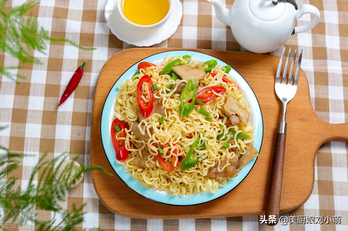 一碗炒面的热量是多少（长肉最猛的5大主食）