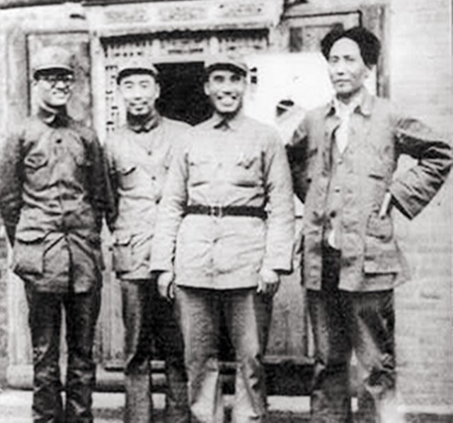 除了毛朱刘周任五大书记，还有2位候补书记：是谁？结局如何？