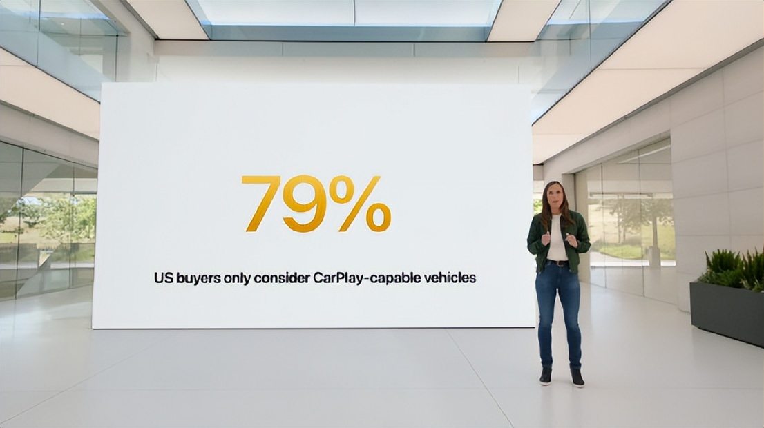 ?CarPlay迎来十年迭代，它早已不是一个只能听歌、导航的“车机”