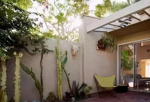 刮目相看！中考模拟考试作文参考范文《跳出刻板印象的藩篱》