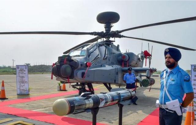 130����ӡ�Ⱦ��ӵġ�ս���ơ��ĸΪ�οվ����һ�����ԣ�