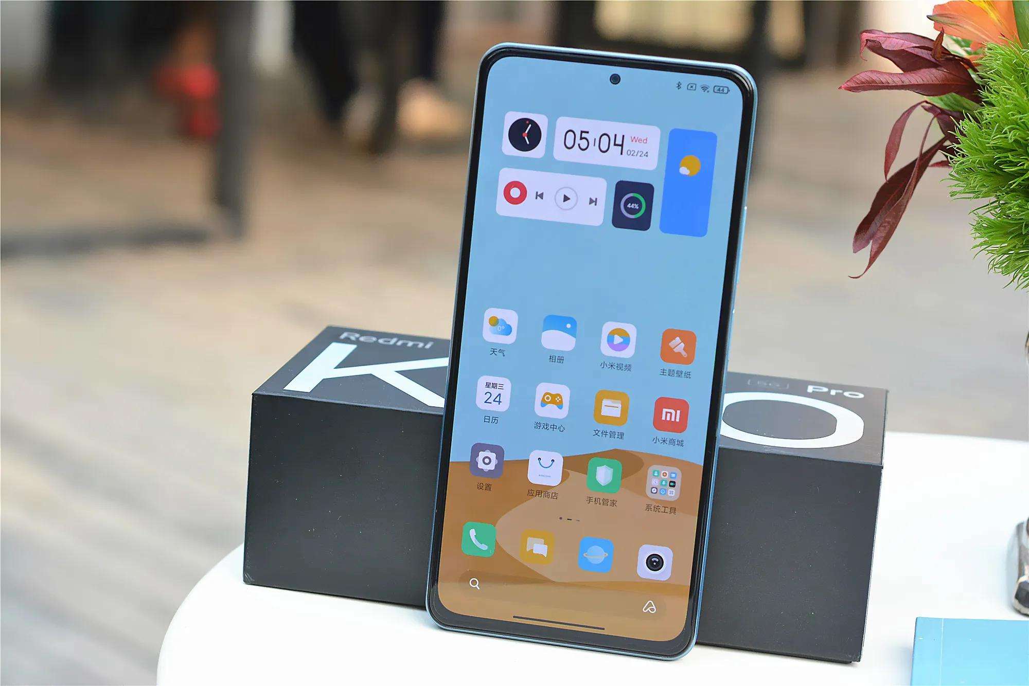 再加上高通骁龙870表现还可以,至少比当年k40pro采用的888要强不