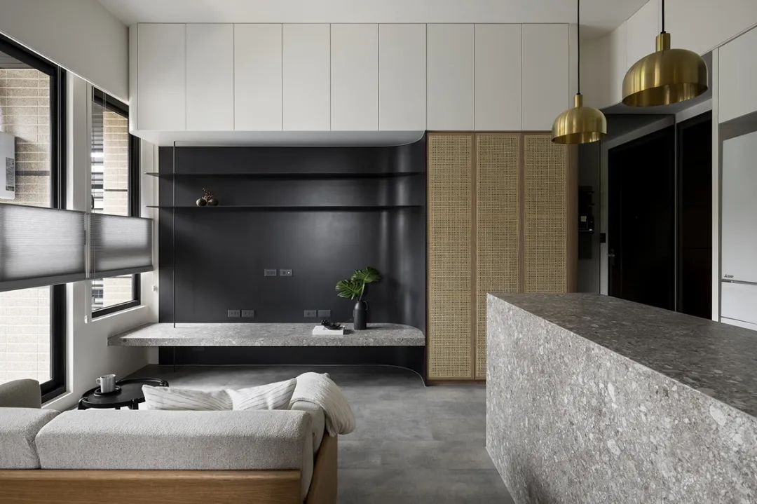 95后男主晒出33㎡独居小家：装修简约高级，随手一拍就是精致场面