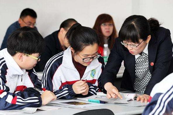 美术生66分试卷火了，考试分数有下限，考生作品没有下限