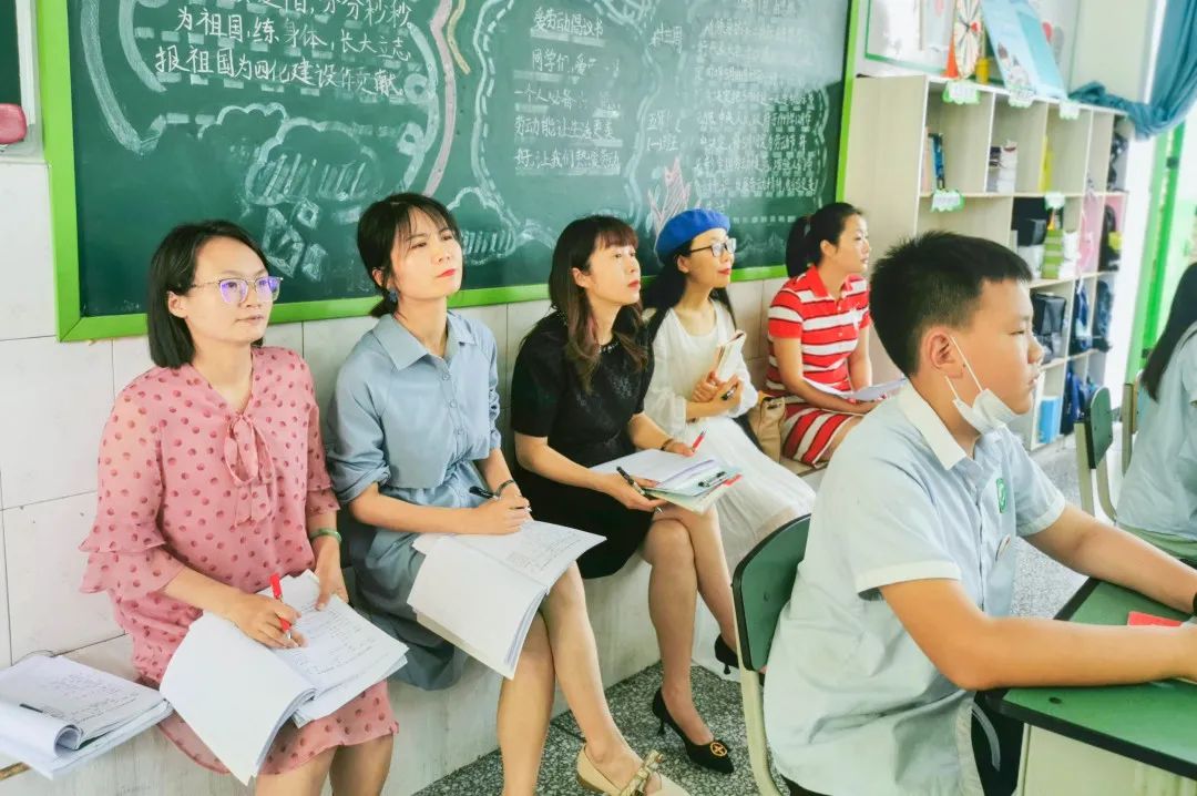 促交流，共成长｜尚梅林老师到双华小学开展观课、研课和交流活动