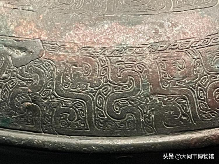 长蛇阵内列将台.猜什么生肖?