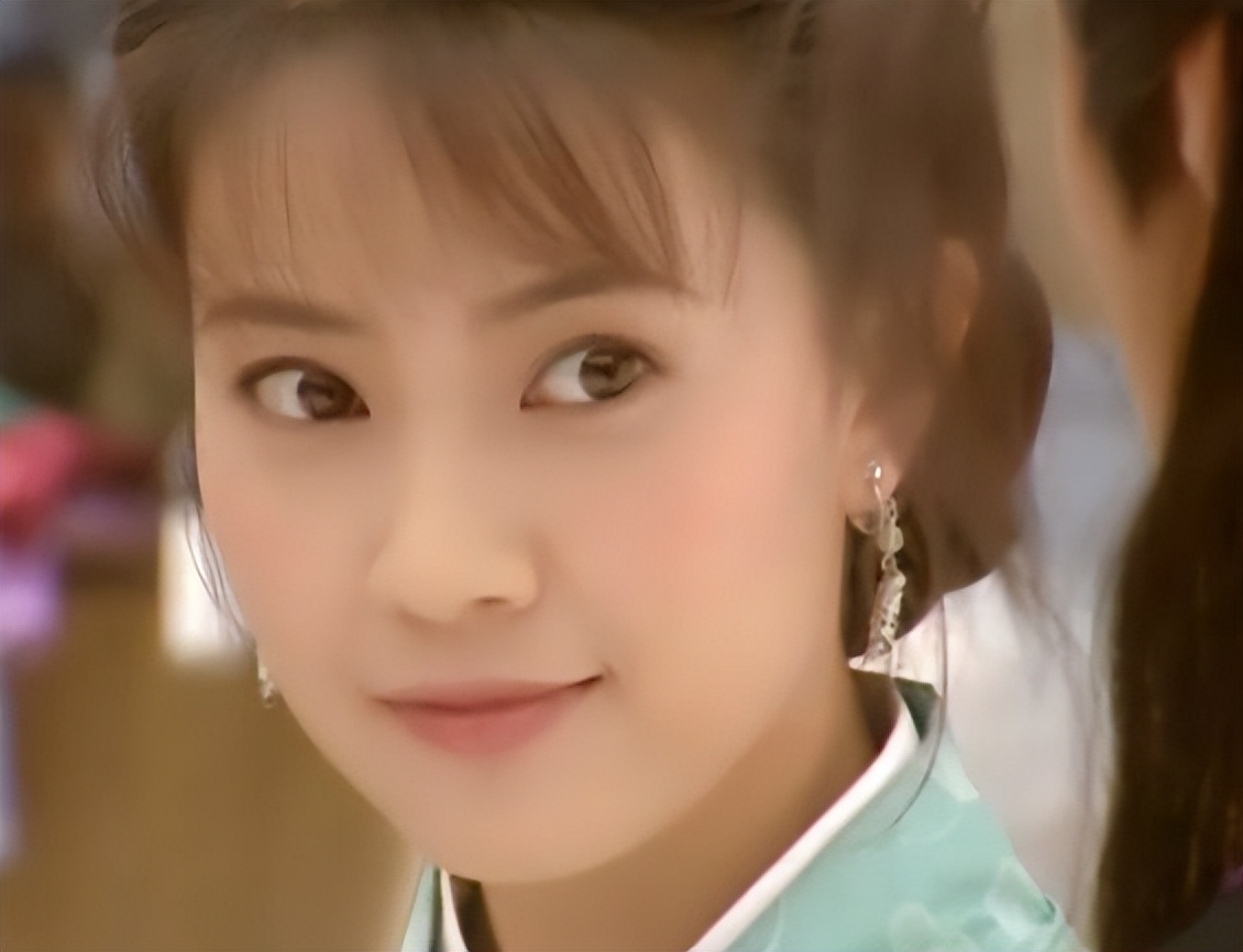 16位同一角色，前期单纯萝莉PK后期腹黑御姐！谁的黑化最带感？