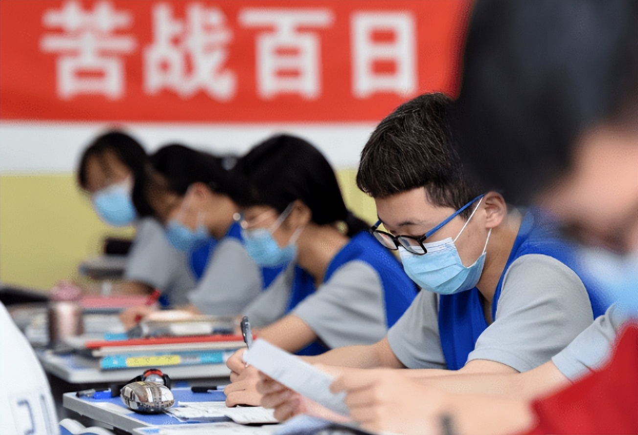 高考阅卷的“潜规则”，相似答案分数却大不相同，22届考生早避坑
