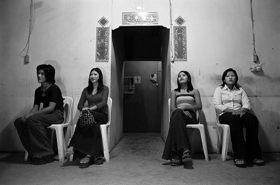 1990年，广西边防军人拐卖越南妇女震动军委，首长：决不容情