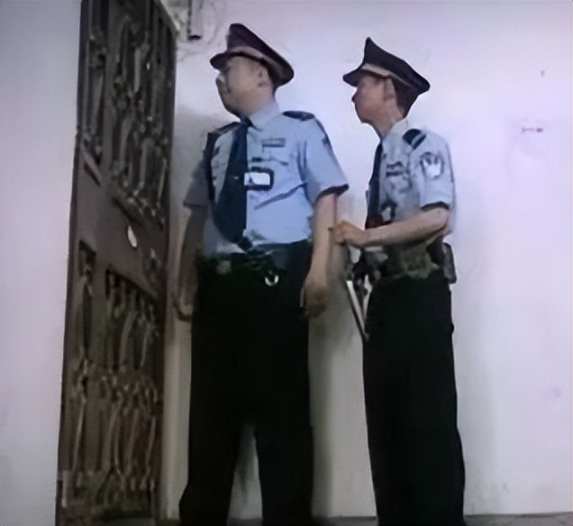 温州一男子偷窥女子洗澡，被发现后跳楼身亡，家属索赔88.9万