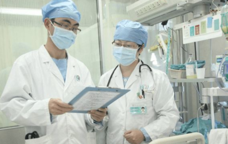 医学类专业就业前景排名，临床医学地位下降，护理学仅排第8