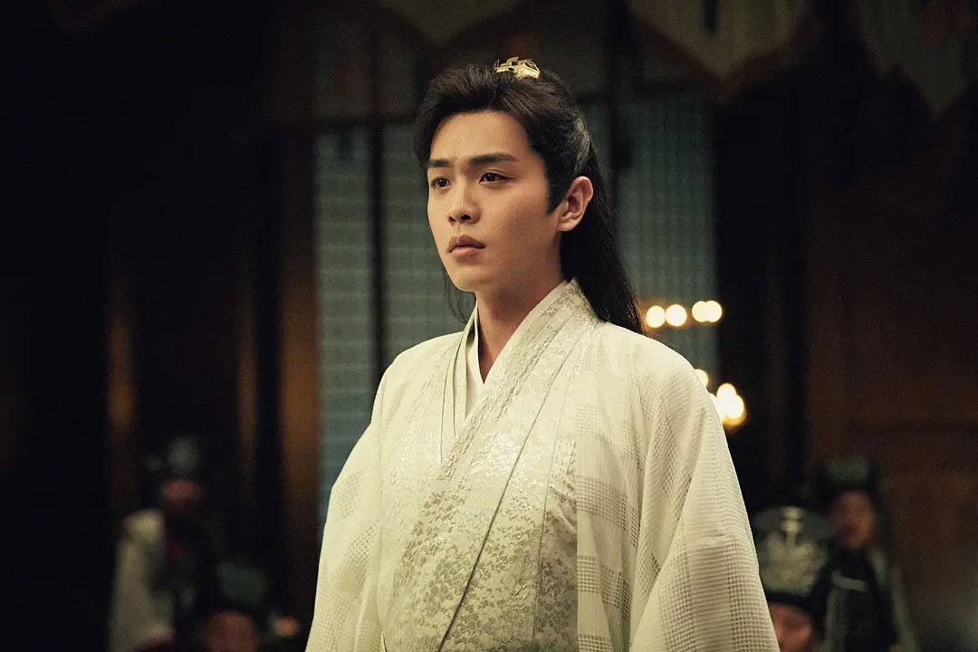 给35岁以下“演技最好11位男演员”排个名，朱一龙第7，荣梓杉第3