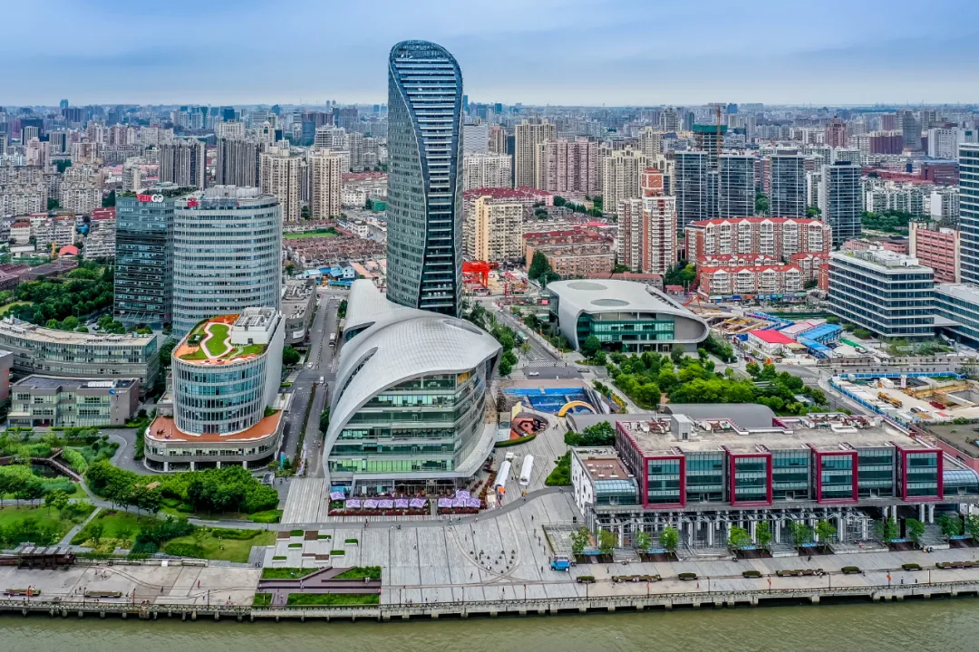 “最美车站”现身，2022上海网红打卡圣地，乘着地铁去旅行...