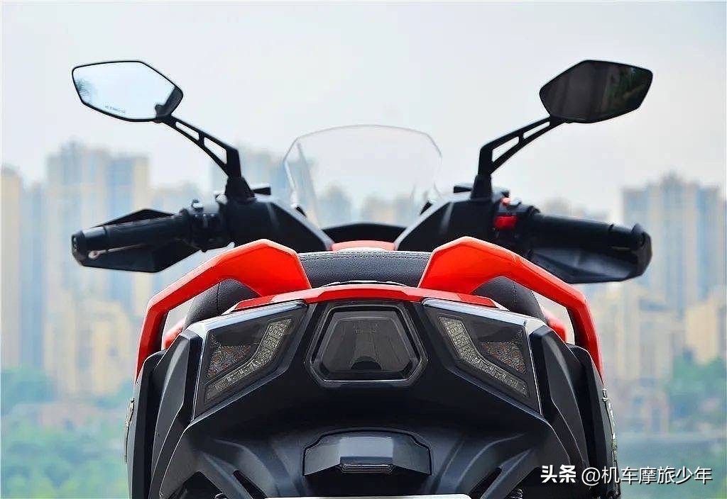 品质媲美雅马哈XMAX，巡航ADV光阳S350，国货崛起