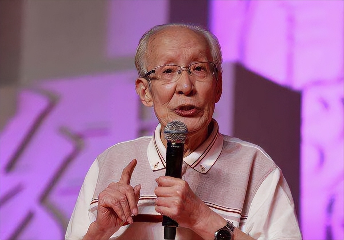 相声大师常宝华侄孙女被禁言！讨论尖锐话题，愤怒辱骂网友后道歉