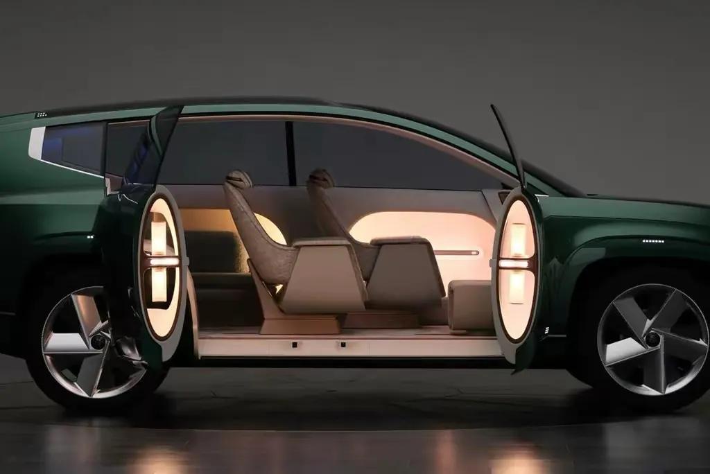 全世界都是他的韩国，造了一辆对开门的“路虎”，韩：已准备申遗