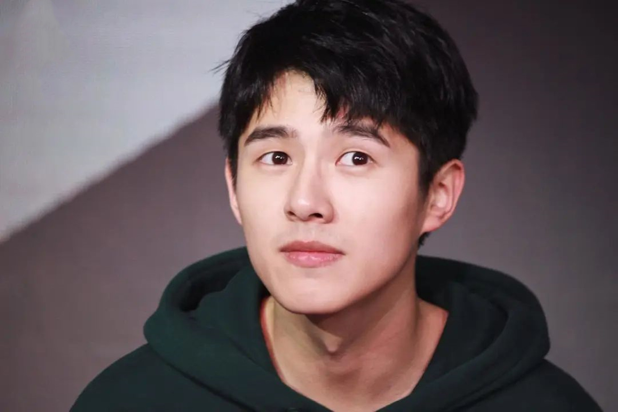 给35岁以下“演技最好11位男演员”排个名，朱一龙第7，荣梓杉第3